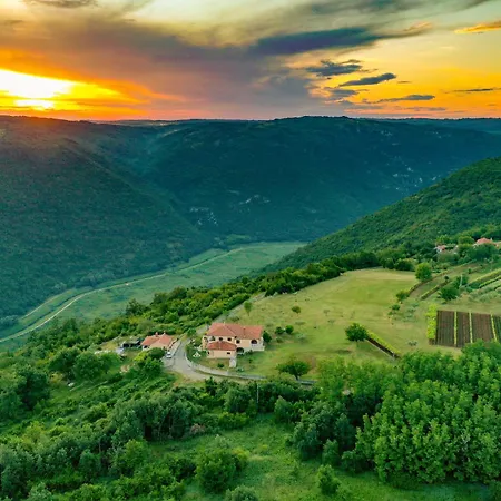Solitude- Luxury Retreat Surrounded By Nature Near Labin * Ruzici (Sveta Nedelja)